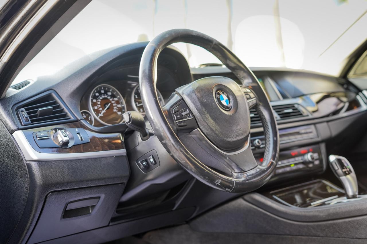 Bmw 5-Series - Thumbnail 8