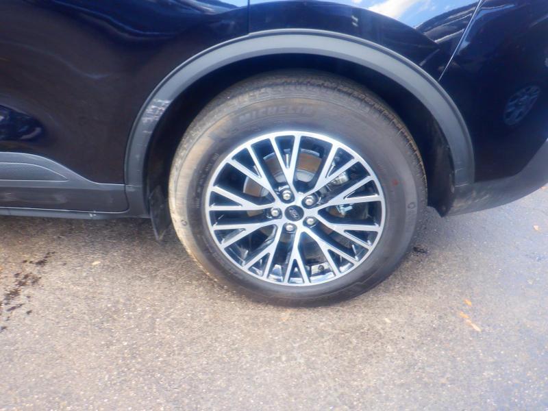 Ford Escape Plug-In Hybridphev - Thumbnail 11