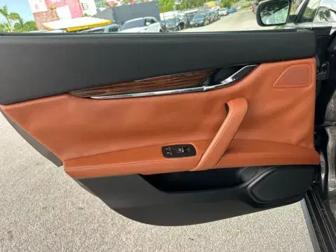 Maserati Quattroporte S Q4 Sedan 4D - Thumbnail 6