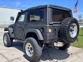 Jeep Wrangler - Thumbnail 9