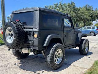 Jeep Wrangler - Thumbnail 11