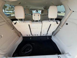 Chrysler Pacifica Hybrid - Thumbnail 4