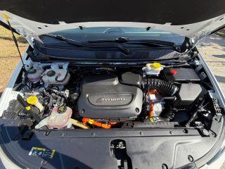 Chrysler Pacifica Hybrid - Thumbnail 6
