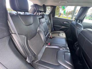 Jeep Cherokee - Thumbnail 3