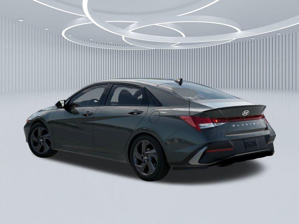 Hyundai Elantra Sel Sport - Thumbnail 6