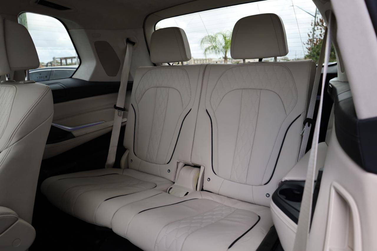 Bmw X7Xdrive50I Sports Activity Vehicle - Thumbnail 16