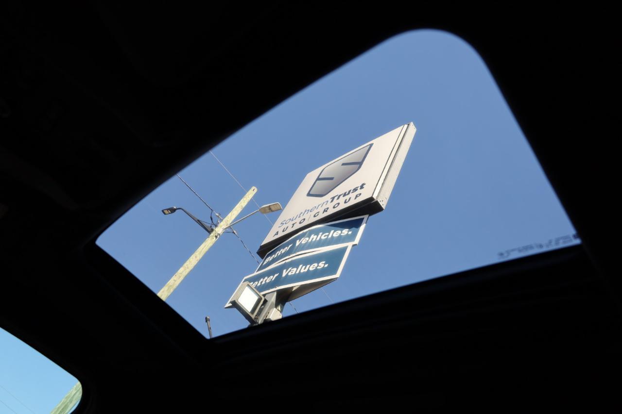 Cadillac Escalade Esv2Wd 4Dr Platinum - Thumbnail 12