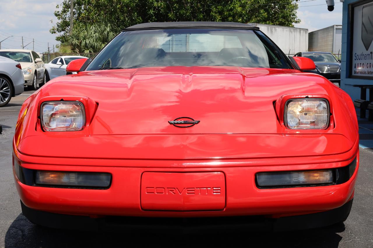 Chevrolet Corvette2Dr Convertible - Thumbnail 8