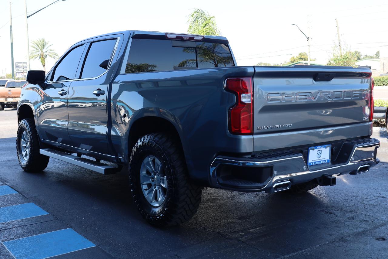 Chevrolet Silverado 15004Wd Crew Cab 147" Ltz - Thumbnail 3