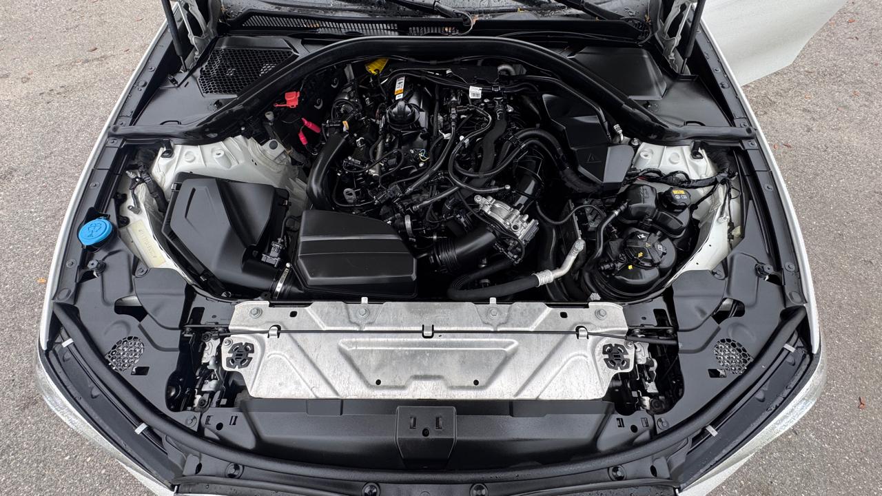 Bmw 3 Series330I Sedan North America - Thumbnail 12