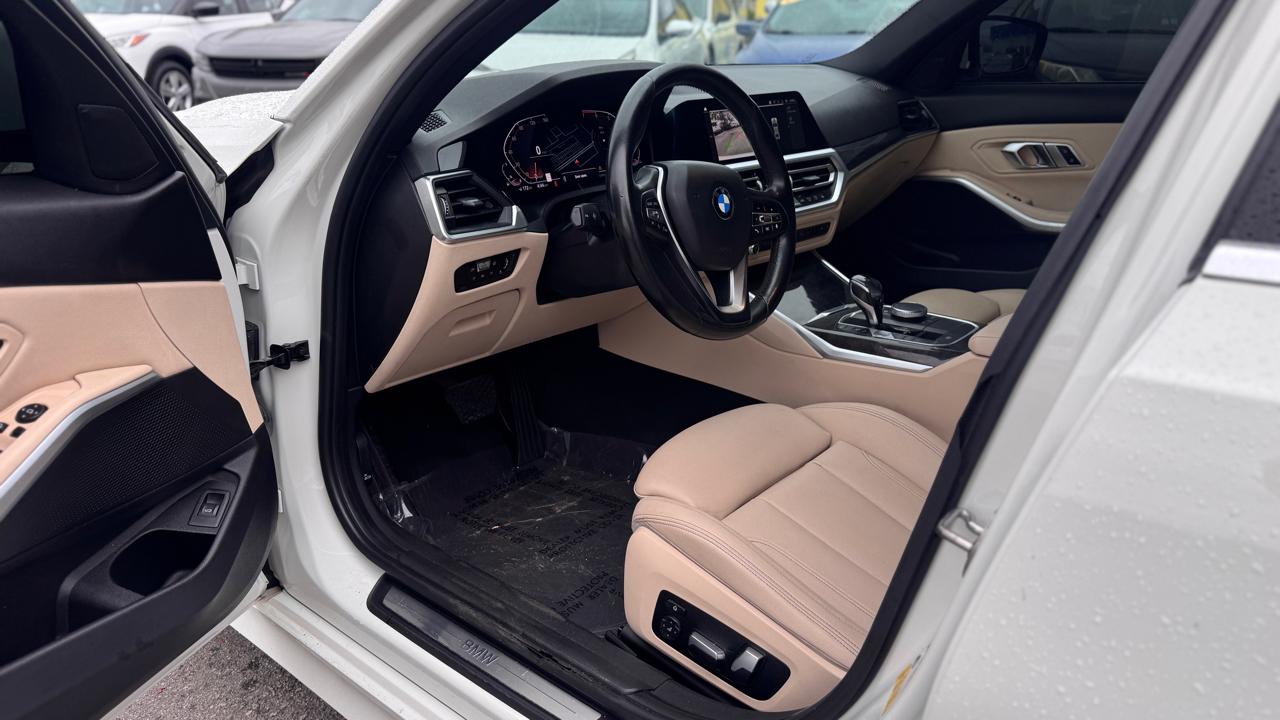 Bmw 3 Series330I Sedan North America - Thumbnail 14