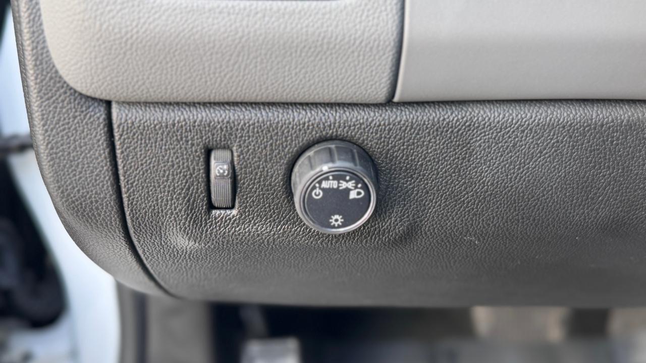 Chevrolet Colorado2Wd Crew Cab 128.3" Work Truck - Thumbnail 16