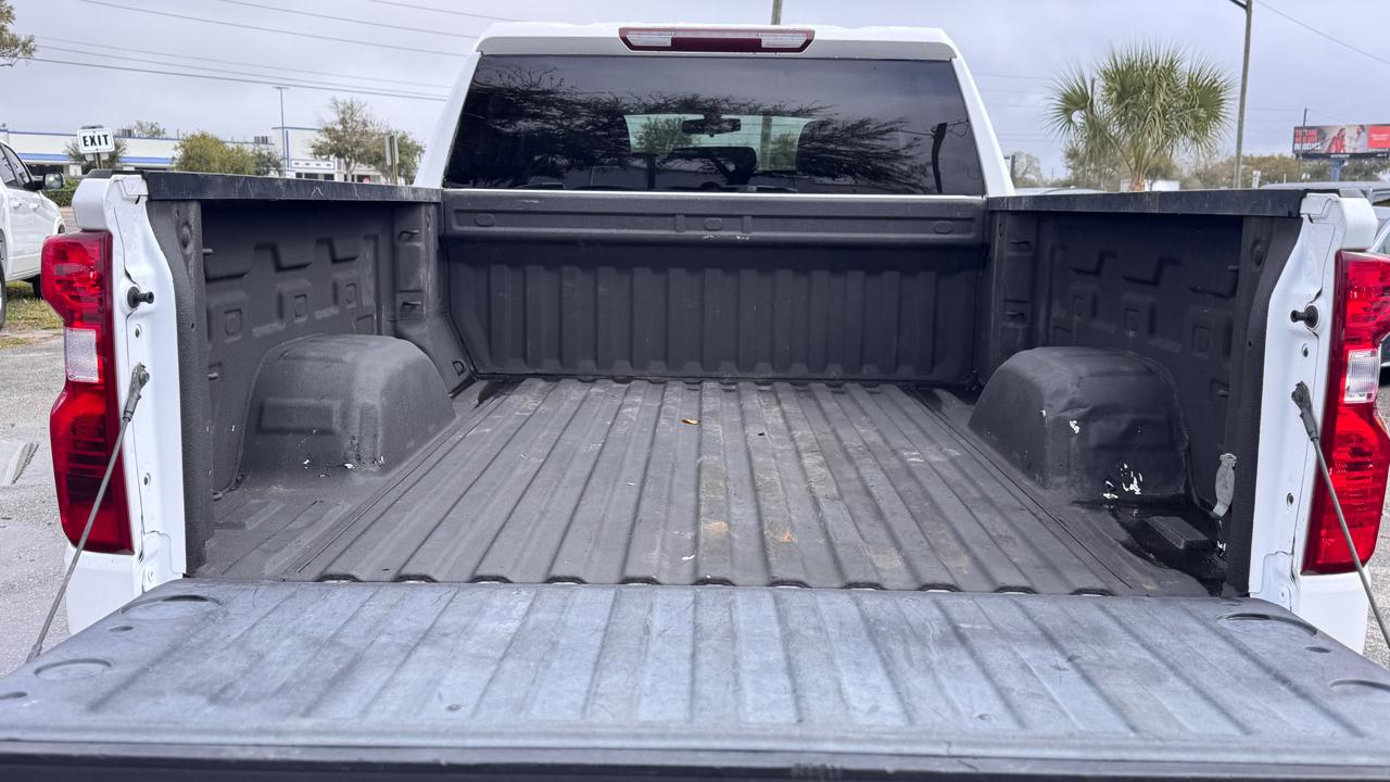 Chevrolet Silverado 15004Wd Double Cab 147" Work Truck - Thumbnail 4