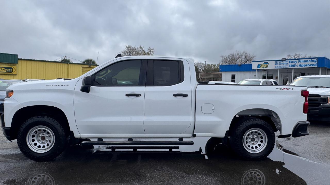 Chevrolet Silverado 15004Wd Double Cab 147" Work Truck - Thumbnail 2