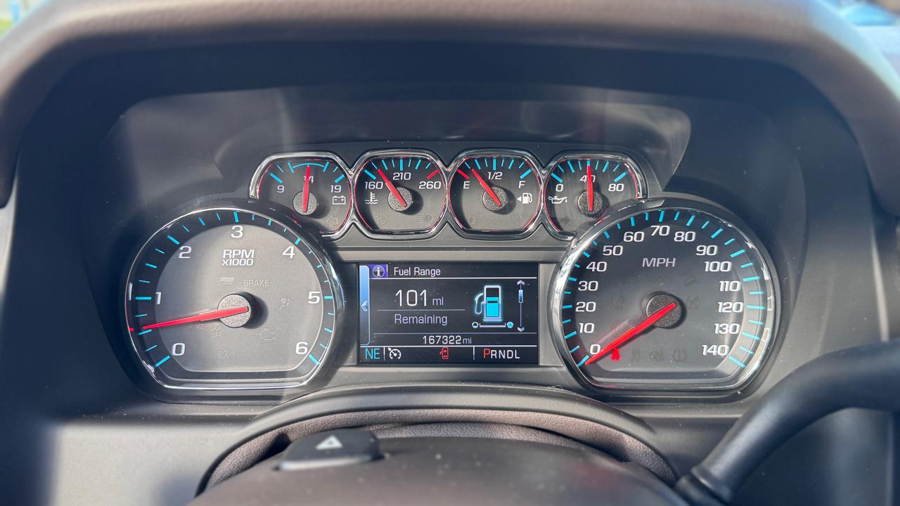 Chevrolet Suburban4Wd 4Dr 1500 Lt - Thumbnail 19