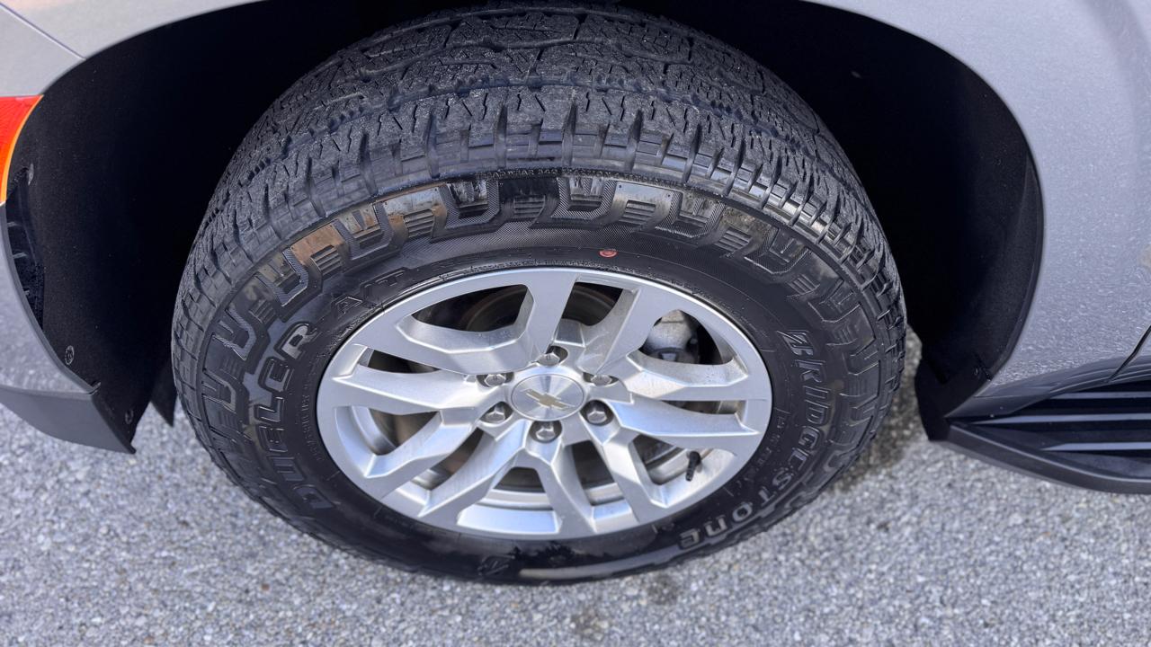 Chevrolet Suburban2Wd 4Dr Lt - Thumbnail 12