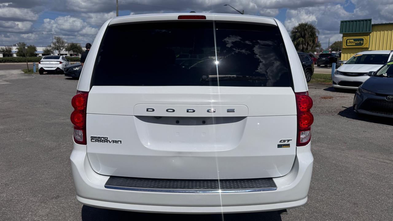 Dodge Grand Caravangt - Thumbnail 5