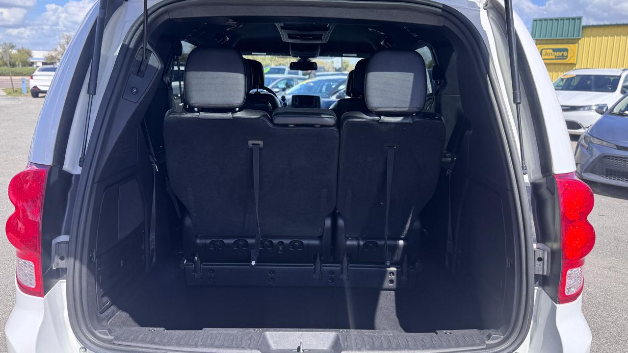 Dodge Grand Caravangt - Thumbnail 4