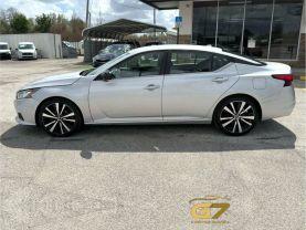 Nissan Altima - Thumbnail 6