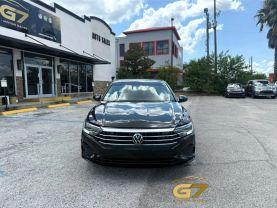 Volkswagen Jetta - Thumbnail 3