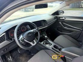 Volkswagen Jetta - Thumbnail 19