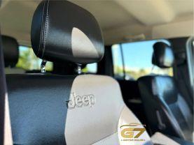 Jeep Liberty - Thumbnail 16