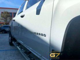 Chevrolet Silverado 1500 Crew Cab - Thumbnail 11