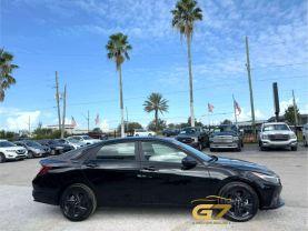 Hyundai Elantra - Thumbnail 6