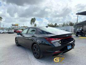 Hyundai Elantra - Thumbnail 9