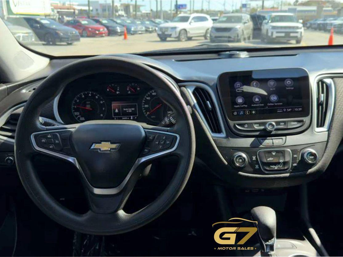 Chevrolet Malibu - Thumbnail 16