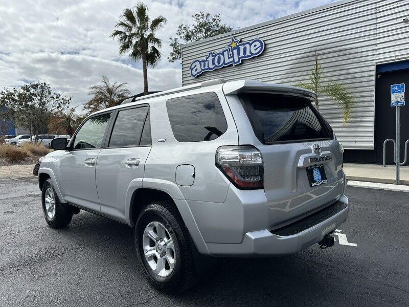 Toyota 4Runner - Thumbnail 3