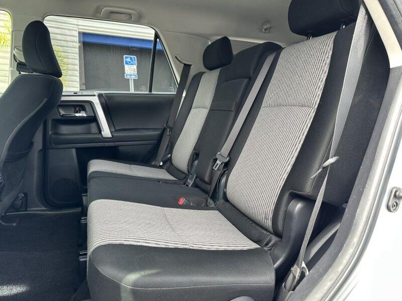 Toyota 4Runner - Thumbnail 14