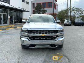 Chevrolet Silverado 1500 Crew Cab - Thumbnail 3
