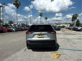 Toyota Rav4 - Thumbnail 4