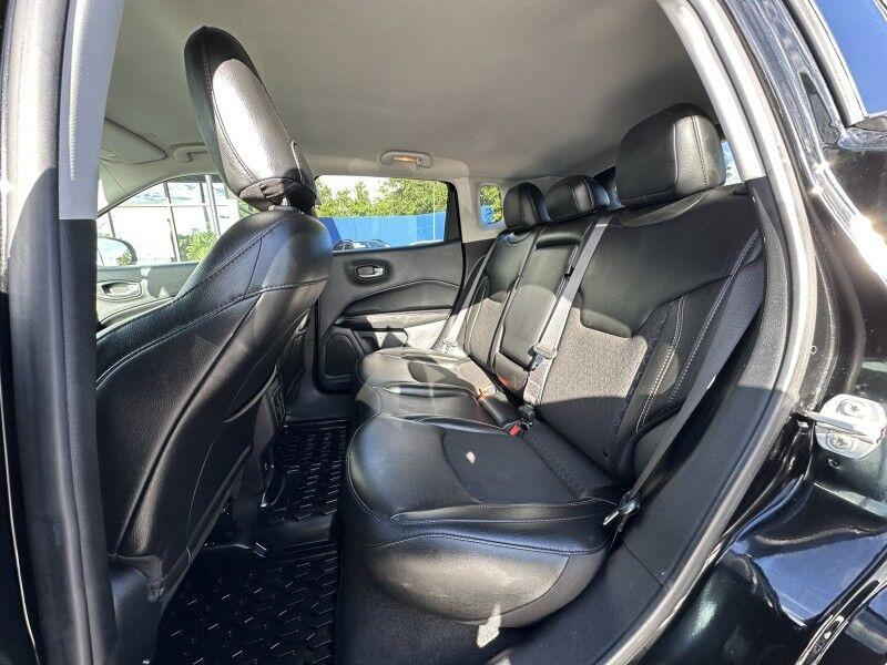 Jeep Compass - Thumbnail 16