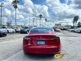 Tesla Model 3 - Thumbnail 4