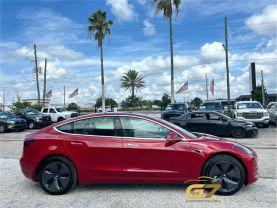 Tesla Model 3 - Thumbnail 7