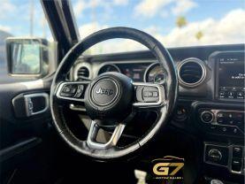 Jeep Wrangler Unlimited - Thumbnail 17