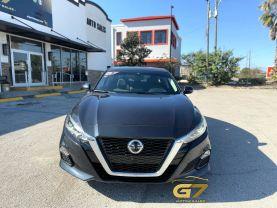 Nissan Altima - Thumbnail 3