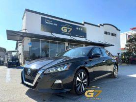 Nissan Altima - Thumbnail 2