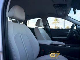Hyundai Sonata - Thumbnail 13