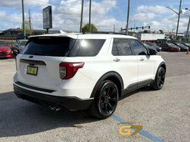 Ford Explorer - Thumbnail 8