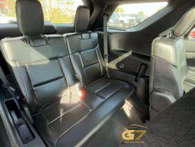 Ford Explorer - Thumbnail 16