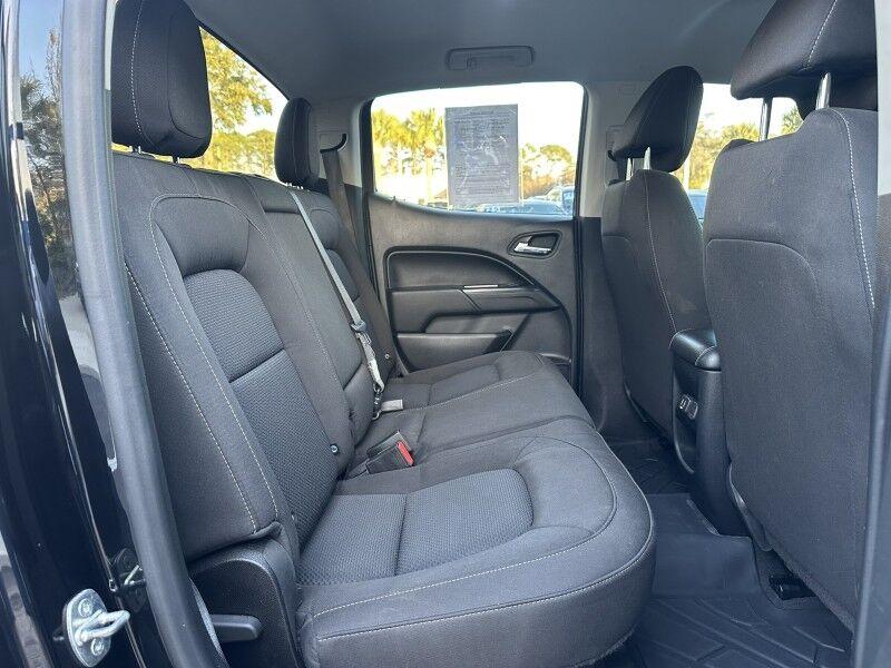 Chevrolet Colorado - Thumbnail 18