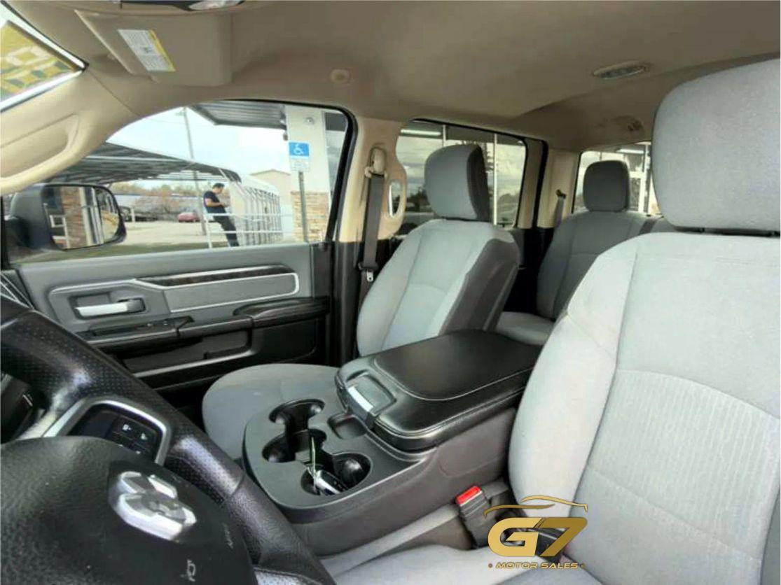 Ram 3500 Crew Cab - Thumbnail 17