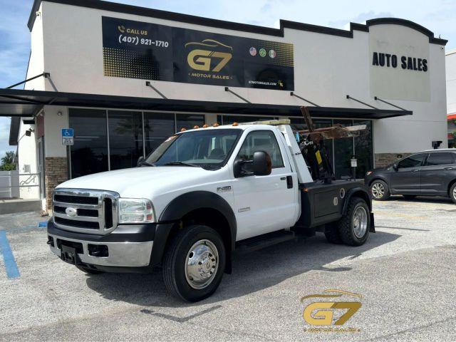 Ford F450 Super Duty Regular Cab & Chassis - View 1