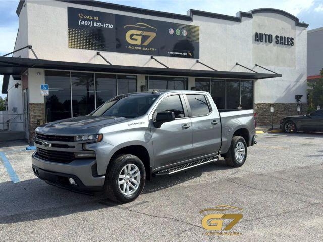 Chevrolet Silverado 1500 Crew Cab - View 1
