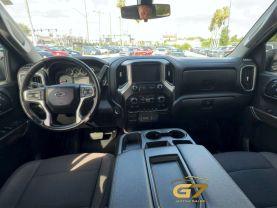 Chevrolet Silverado 1500 Crew Cab - Thumbnail 12