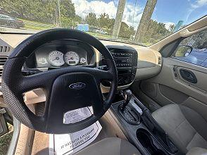 Ford Escape Xls - View 1