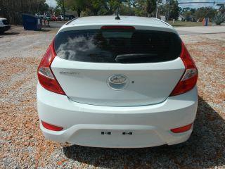 Hyundai Accent - Thumbnail 12